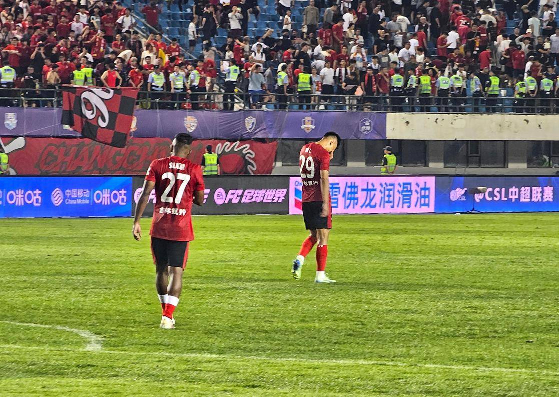 士队以11 士队以11