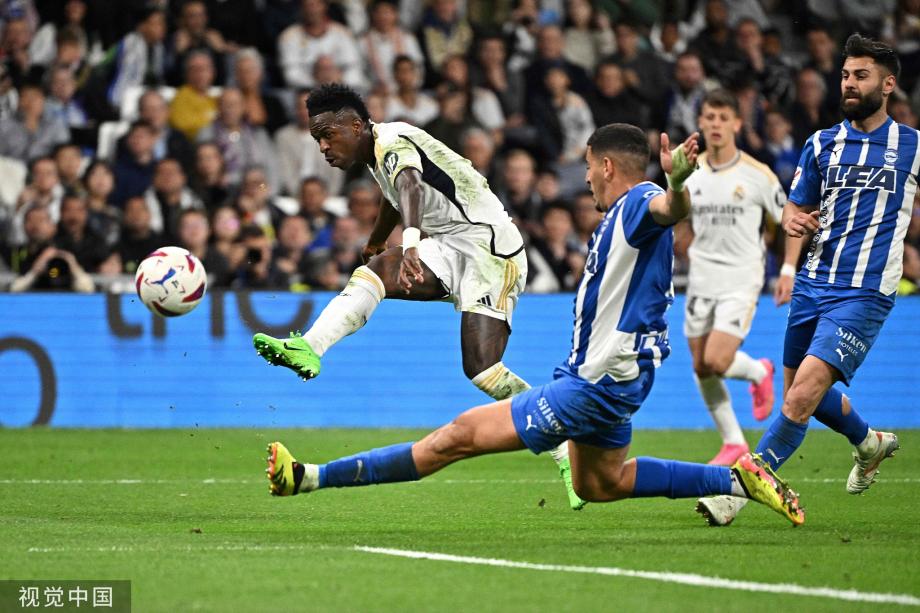 端都表现出 端都表现出