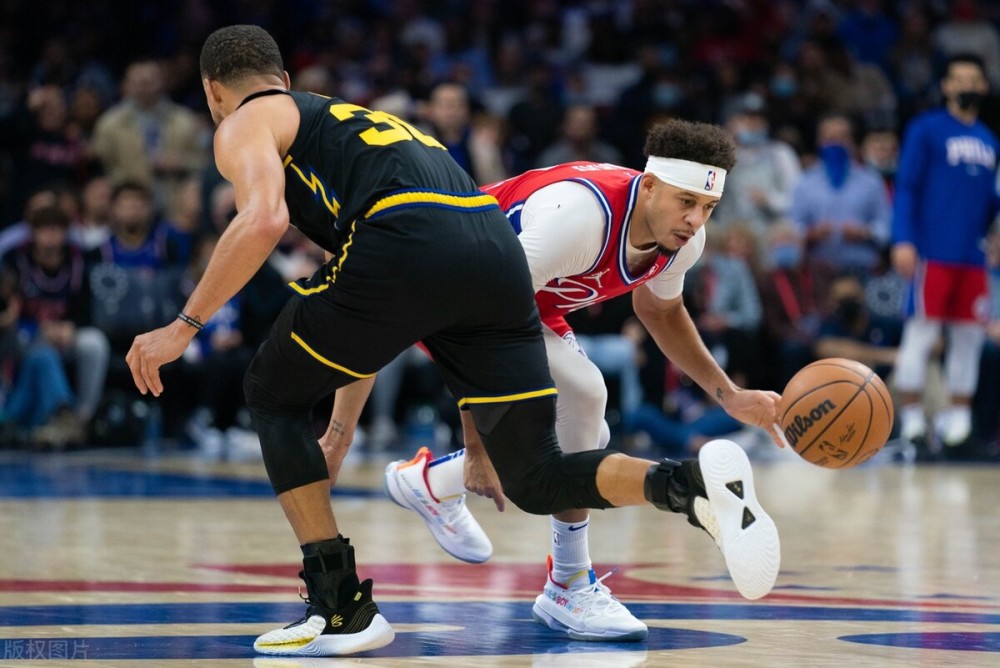 曾采用类似 曾采用类似