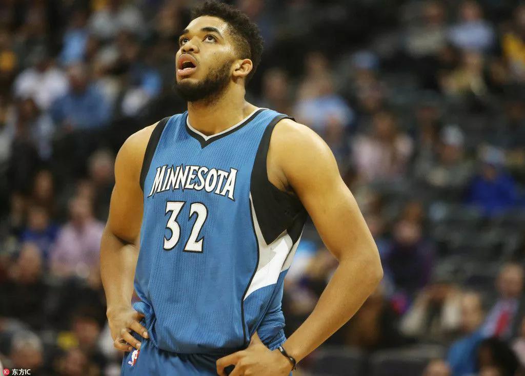 台上表现不 台上表现不