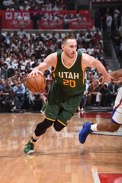 至三人防守 至三人防守